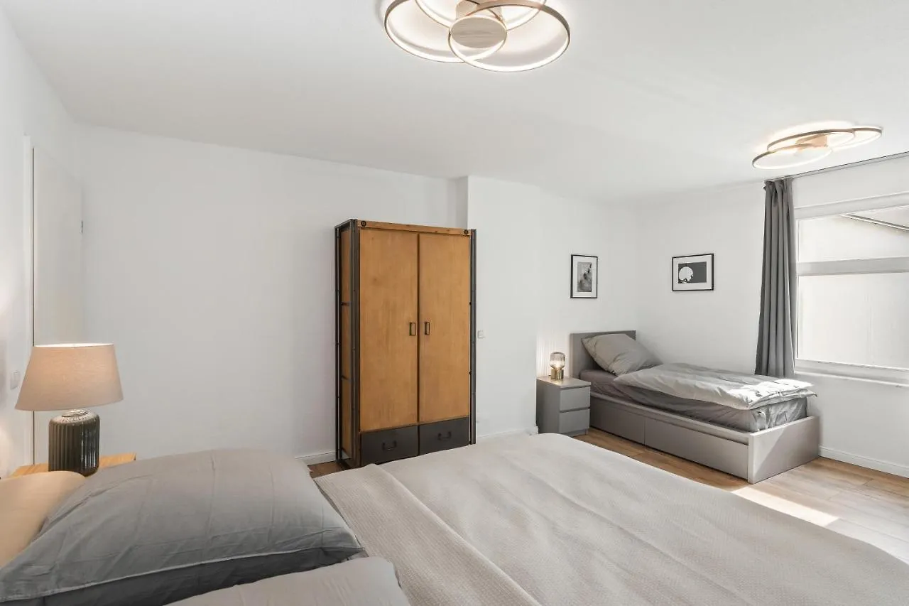 The Tieckstr Loft For Up To 7 People With 2 Bathrooms Berlin 0*,