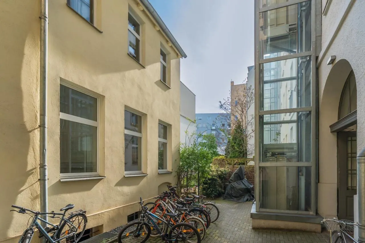 The Tieckstr Loft For Up To 7 People With 2 Bathrooms Berlin